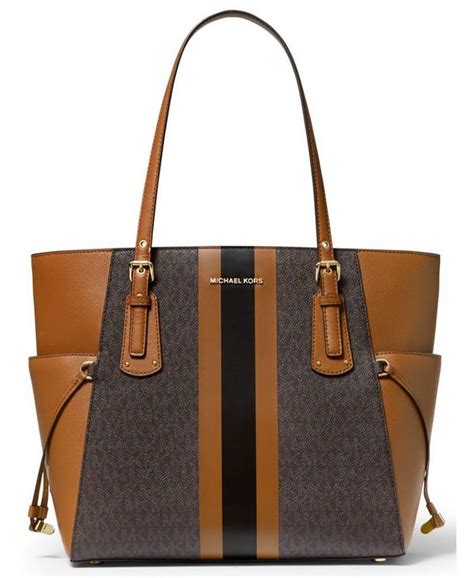 signature voyager east west tote.